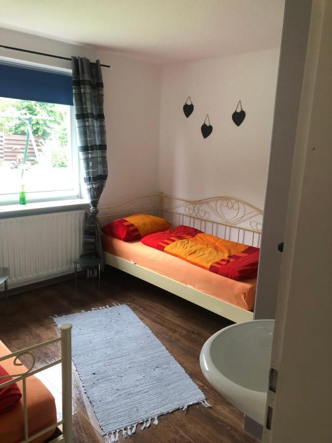 Ninas Ferienwohnung Dagebull Bagian luar foto